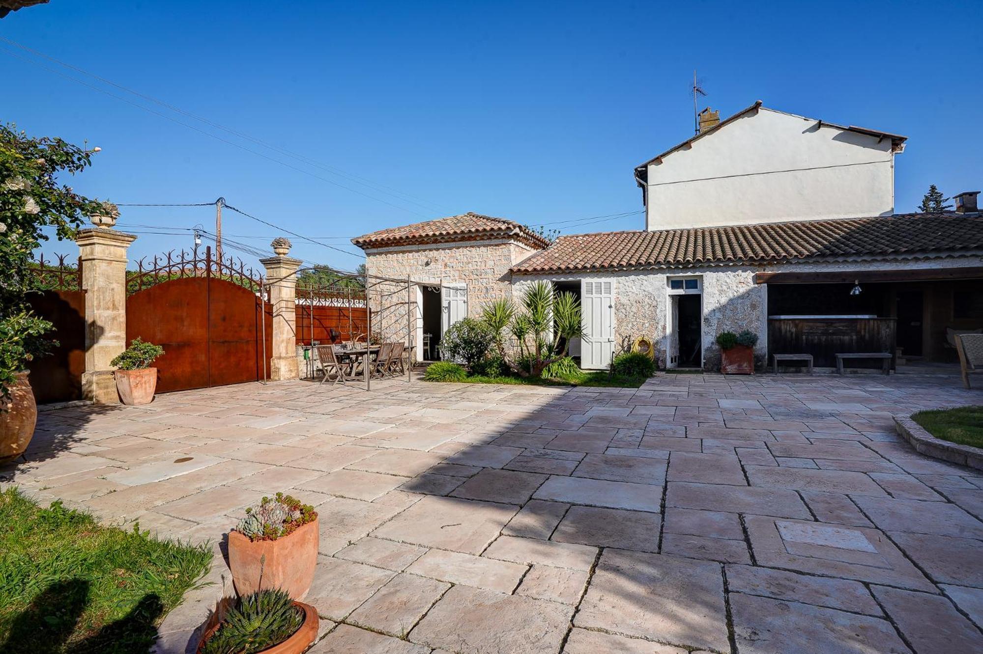 La Bastide Du Castellet 호텔 르카스틀레 외부 사진